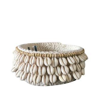 white-shells-basket